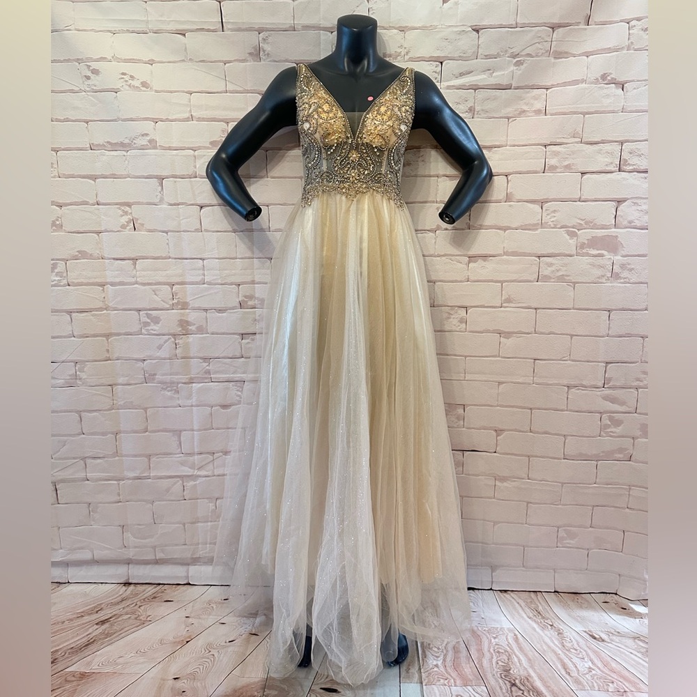 Elegant Gold Evening Gown